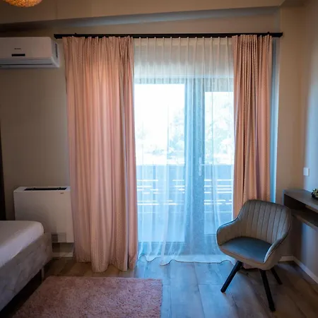 Guest house Amaze *