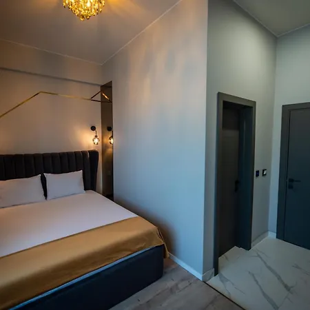 Guest house Amaze *