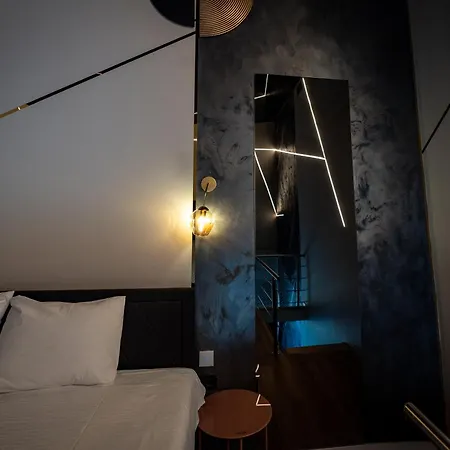 Guest house Amaze *