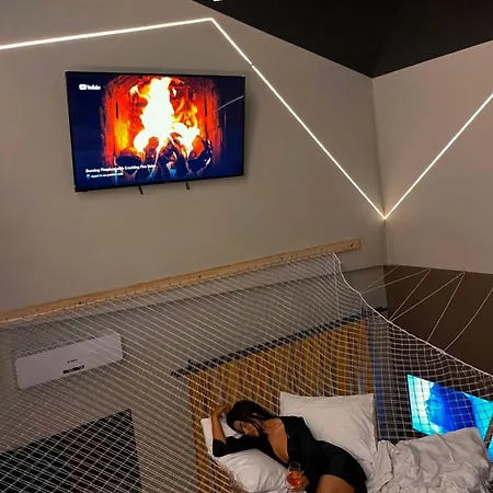 Guest house Amaze *